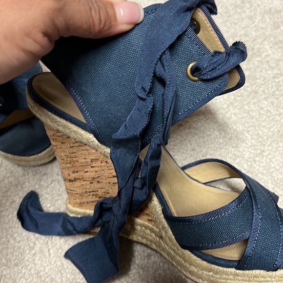 Levity Denim Blue platform shoes - Picture 6 of 8